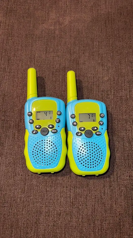 Selieve Toys Walkie Talkies - one of the best walkie talkies for kids - image of walkie talkies
